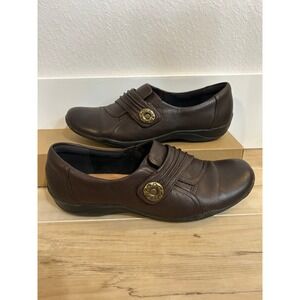 Clarks Artisan Kessa Alcove Brown Leather‎ Slip On Loafers 8 Women Shoes Button